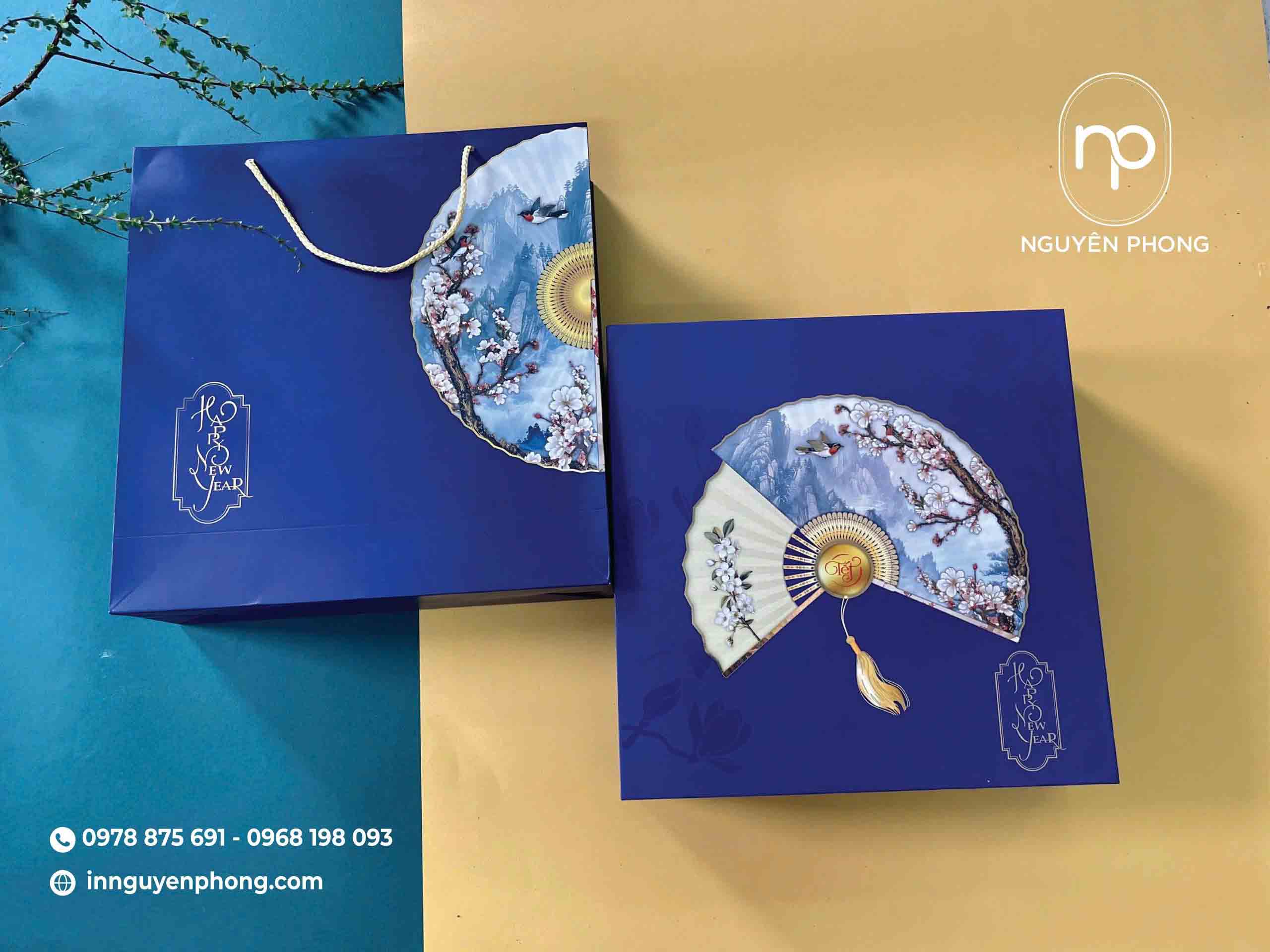 Mẫu hộp happy new year